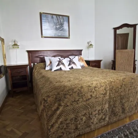 Rapunzel Tower 酒店 *